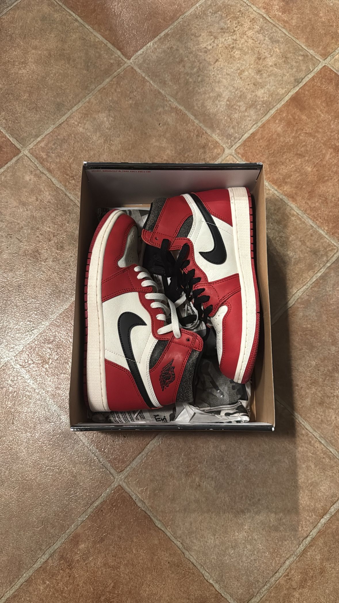 Jordan 1 Lost And Found Size 8.5 Men Used