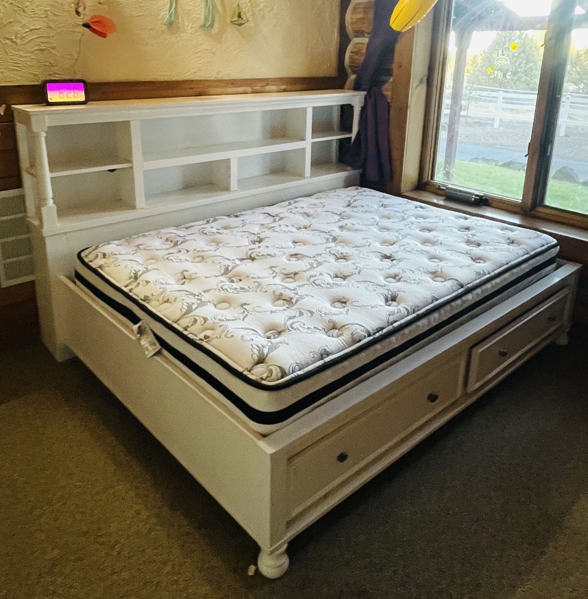 Fill Size Bed Frame With Shelves And 2 Dresser Drawers. Full Size Mattress