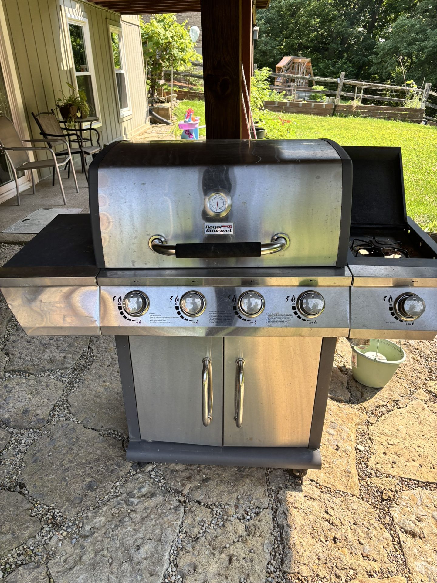Royal Gourmet 4-Burner Propane Gas Grill