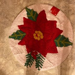 24 Inch Round Christmas Rug