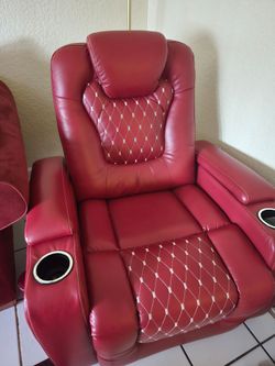 Electric Power Recliner – Burgundy Red – $150 OBO