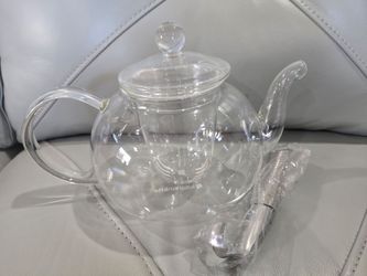 Like New Kitekitchen glass teapot 24" stovetop safe with bonus stainless steel tea infuser