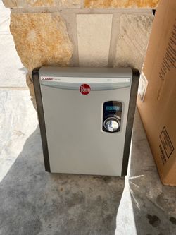 Rheem RTEX-18 Professional Tankless Water Heater – Like New