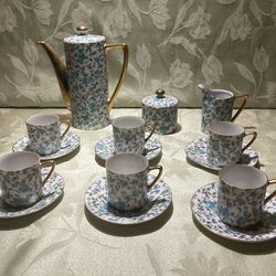 1950’s Royal Crown Devon Rose Blue Chitz Demitasse/Tea Set Trimmed In Gold