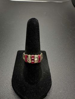 18K Gold Diamond and Ruby Ring size 5-1/2 no trades 3816 Steilacoom blvd Lakewood Crown Jewelry