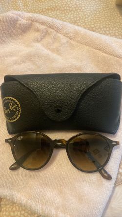 Woman’s Ray Ban sunglasses  Round  Liteforce tortoise