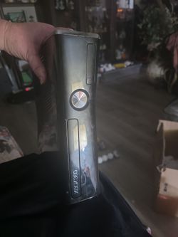 Microsoft Xbox 360 Slim Console