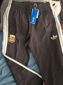 Sports pants