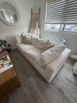 Modani Cloud Couch White