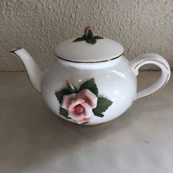 Teleflora Gift Porcelain Tea Pot With 3 D Rose Flower And Gold Trim