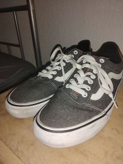 Men's Vans Size 9