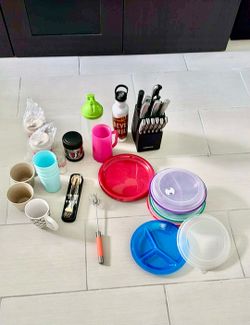 Set of kitchen cutlery, plastic with lids, cups and others items all for $12