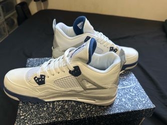 Jordan retro 4 midnight navy