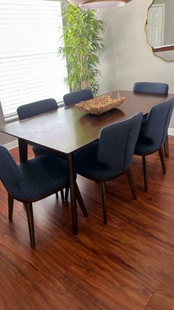 Mid-Century Dining Table with 6 Chairs