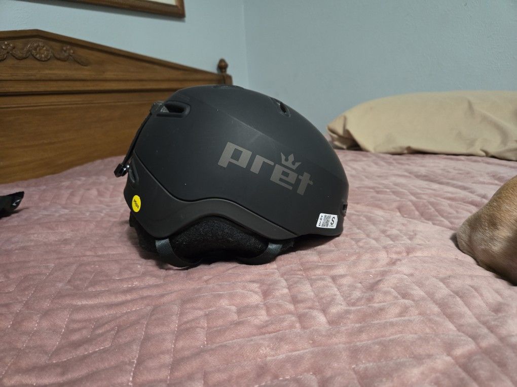 Pret Snowboarding Helmet Size S