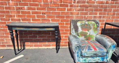 FREE! HAND PAINTED CHAIR WITH ENTRY TABLE