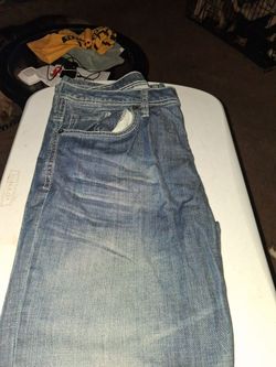 Men's Light Wash Denim Jeans