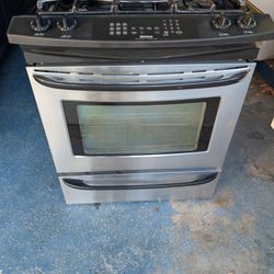 Kenmore Stove (Gas)