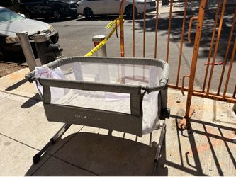 FREE BEDSIDE BASSINET