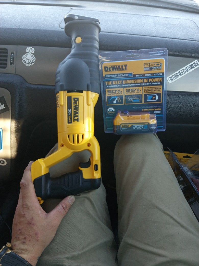 DeWalt Sawzall And Power Stack