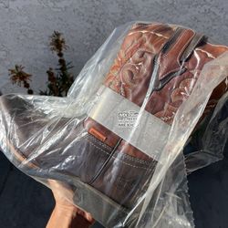 Brand new high top Mexican style work boots size 9.5