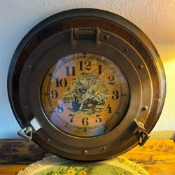 RELOJ ANTIGUO DE BRONCE DISEÑO VENTANA DE BARCO