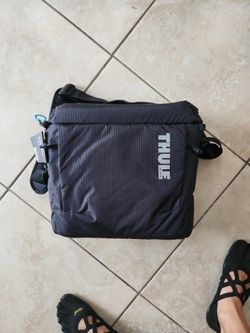 Thule

Thule Aspect Unisex Medium Black Polyester Camera Shoulder Bag

