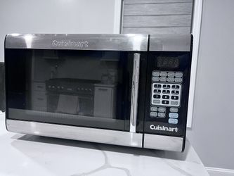 Cuisinart Microwave in Good Condition 