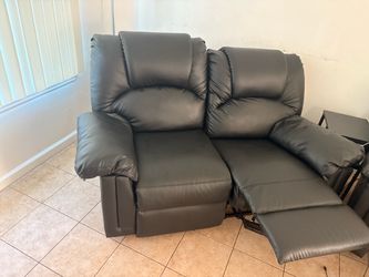 Black leather recliner couch set