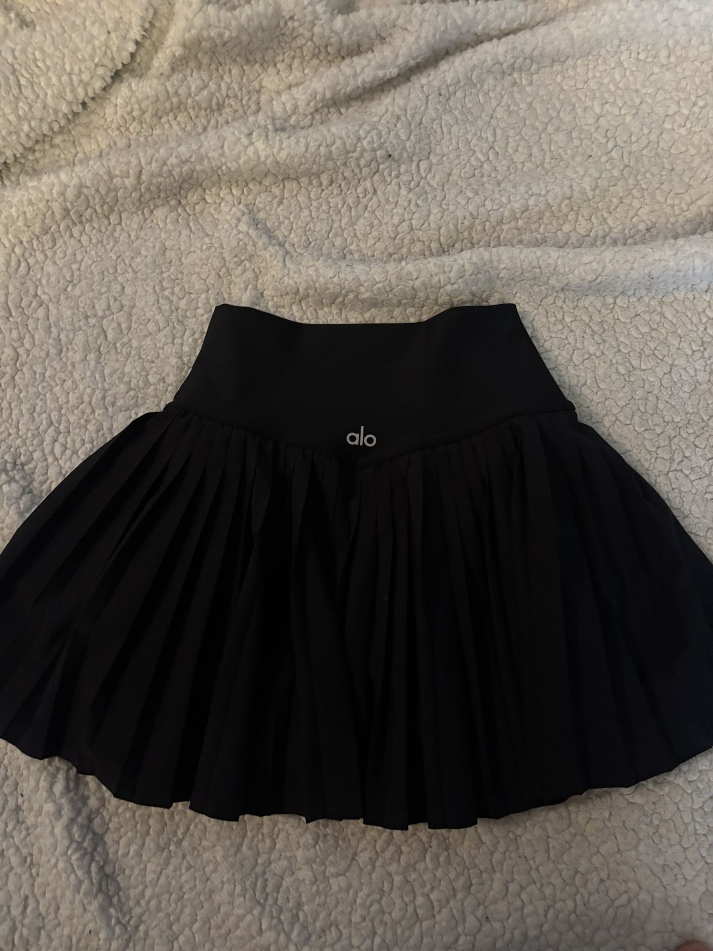 Alo Skirt