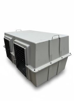 Easy Loader “Deuce” Truck / SUV Dog Kennel — Fits Compact Trucks & SUVs