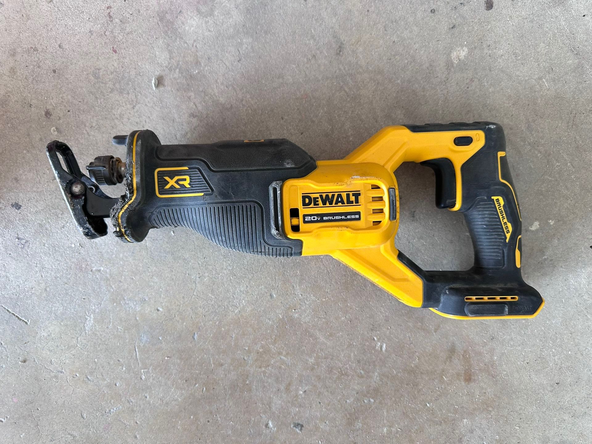 DEWALT 20V MAX XR Cordless Brushless Reciprocating Saw (Tool Only)