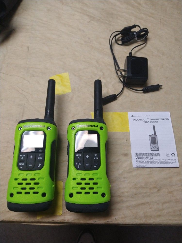 Motorola Talk About T600 Two-way Walkie Talkies
