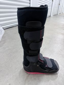 Medical Walking Boot (Size M) 