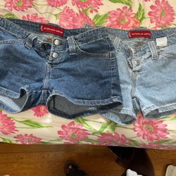 Levi Shorts Size 3