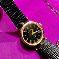 Gucci Watch Black & Gold Vintage Swiss Made