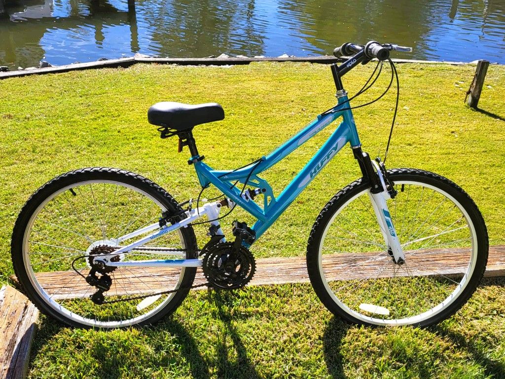 Huffy Trail Runner - 26 inch 18 speed - Full suspension - (Pasadena)