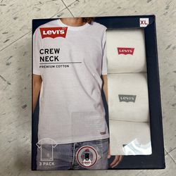 NWT Levi’s men’s crew neck tshirt 3 pack size XL