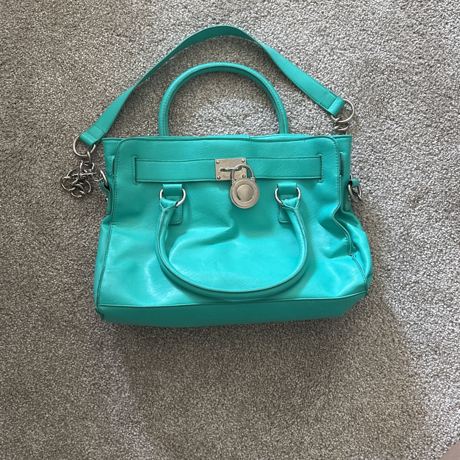 Versona Purse