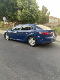 2025 Toyota Camry Hybrid