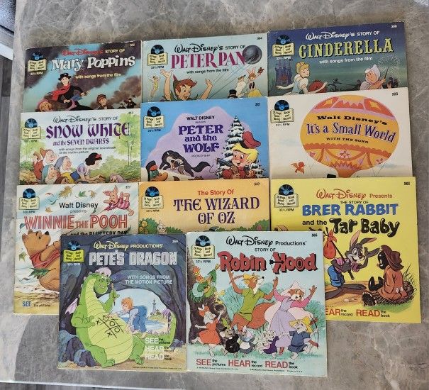 Walt Disney 33-1/3 rpm Vinyl Record & Book Snow White Cinderella Peter Pan 