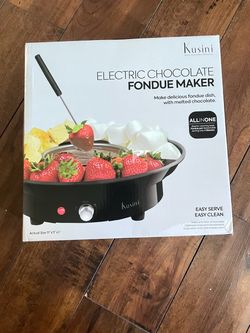 Electric Fondue Pot Set - Chocolate Fondue Kit - Temperature Control, Detachable Serving Trays, & 4 Roasting Forks -  Brandnew  Only pickup