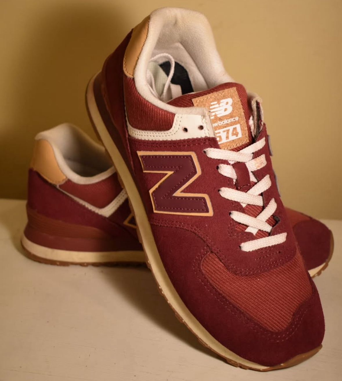 New Balance 574 “Garnet Maple” Size 9