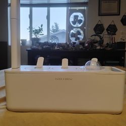 Hydrophonic Grow Station