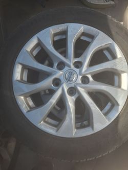 NISSAN SENTRA TIRES AND WHEELS