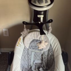 Graco Baby swing and Bouncer