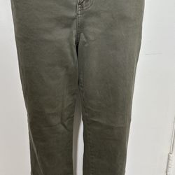 Gloria Vanderbilt Women’s Green Pants Size 12