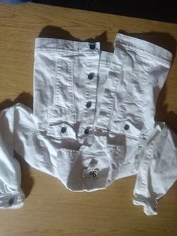 Girl's white jean jacket