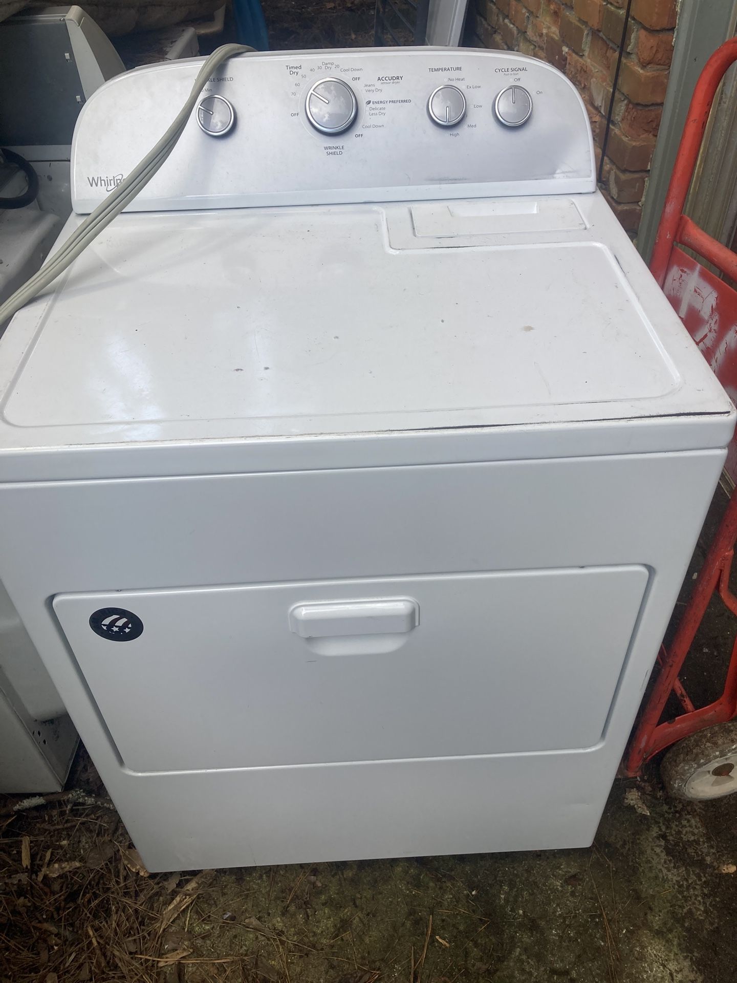 Whirlpool electric dryer $200 pick up in Decatur Georgia