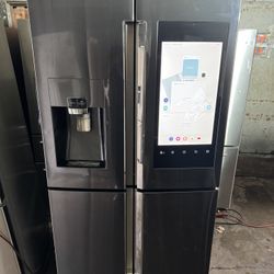 Samsung 36” Entertainment Hub